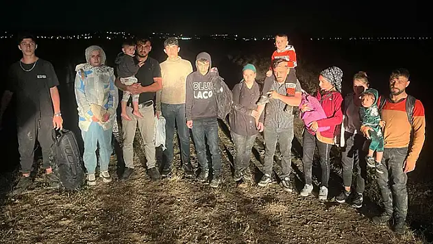 Edirne'de 38 kaçak göçmen yakalandı
