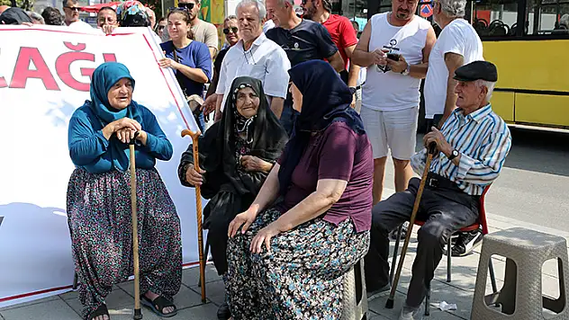 Edirne'de taş ocağı istemeyen köylüler imza topladı
