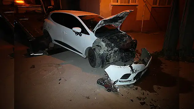 Edirne'de alkolü sürücü dehşet yaşattı: 5 araca çarptı, 1 kişi yaralandı