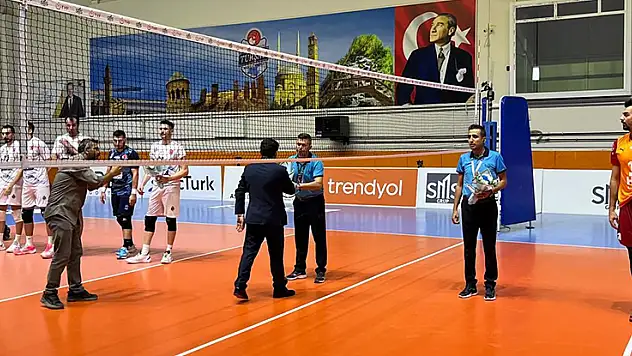 Efeler Ligi: TÜRŞAD: 0 - Galatasaray: 3