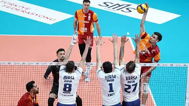 Efeler Ligi'nde sezon bitti! İşte küme düşen ve play-off'a kalanlar