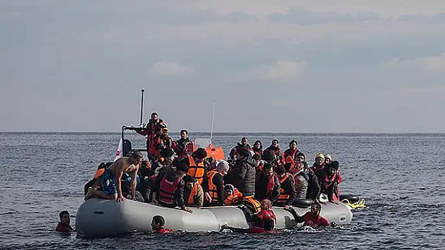 Ege'de 199 göçmen kurtarıldı