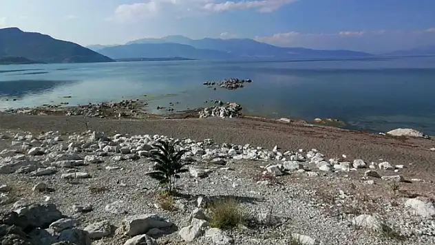 Eğirdir Gölü 2028 yılında ikiye ayrılma tehlikesi yaşıyor
