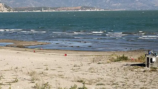 Eğirdir Gölü'nde el bombası bulundu! Savcılık soruşturma başlattı
