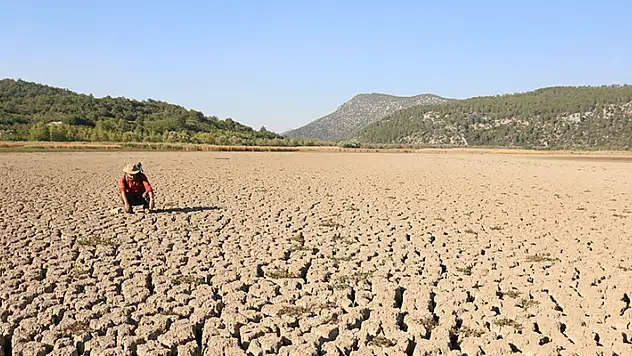 Eğirdir'in beslediği Kovada Gölü de kuruyor