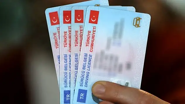 Ehliyet almanın maliyeti 10 bin TL'yi geçecek
