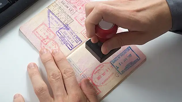 Ehliyet, kimlik ve pasaportta yeni dönem! Ücretler değişti
