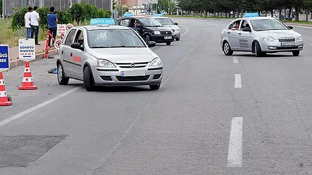 Ehliyet sınavlarına ilişkin yeni düzenleme