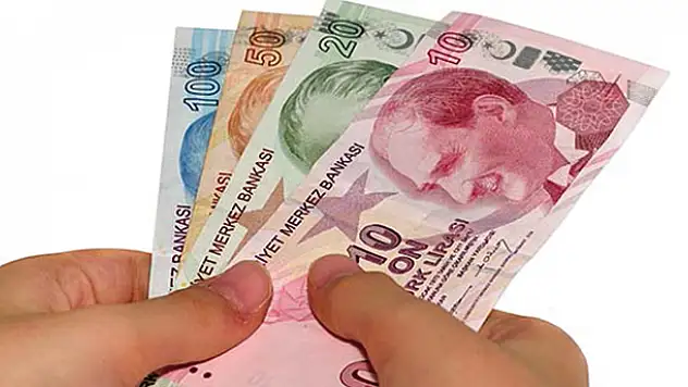 Ehliyet, trafik cezası, pasaport, tapu ve cep telefonu harcında yeni fiyatlar