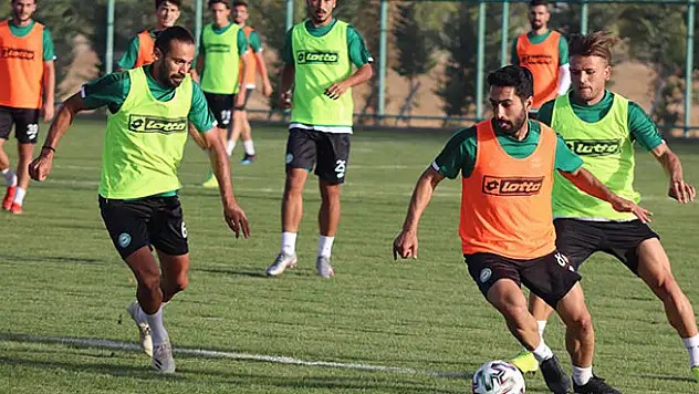Eken: Futboldan memnunum