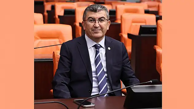  Ekici: Şeb-i Arûs, Konya'dan dünyaya yayılan bir gönül çağrısıdır