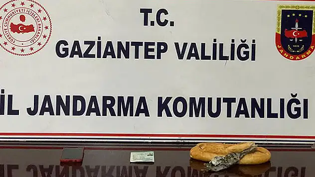 Ekmeğin içinden 150 gram uyuşturucu çıktı