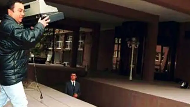 Ekonomi kötü diye yazar kasa fırlatan adam, yıllar sonra itiraf etti: Ecevit'i özledim