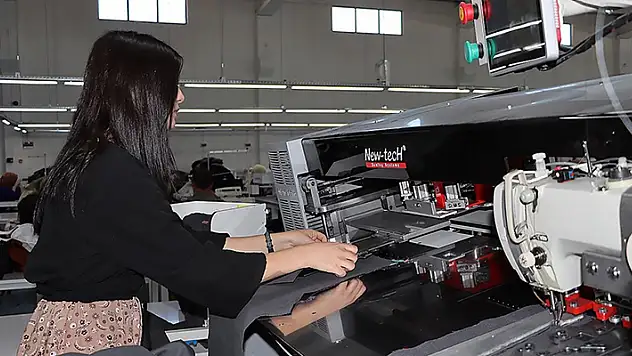 Ekonomi üçüncü çeyrekte yüzde 3,9 büyüdü
