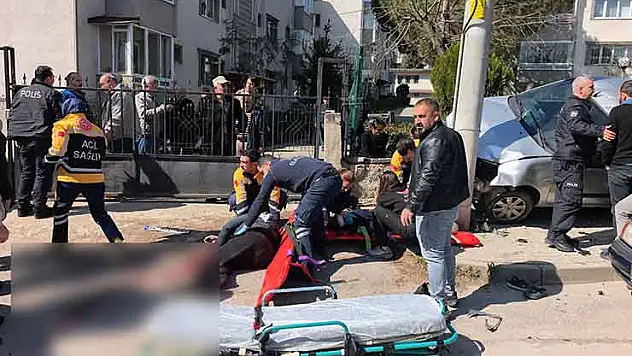 El freni çekilmeyen otomobil, dede ve torunlarını ezdi: 1 ölü, 2 ağır yaralı