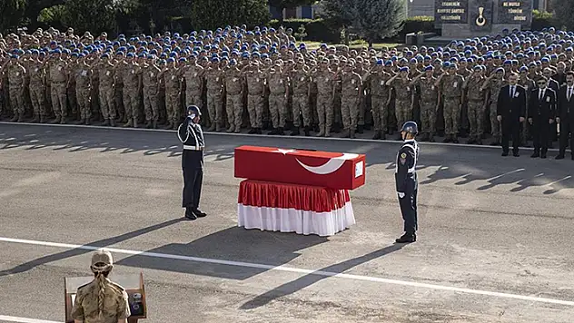 Elazığ'da şehit askerler için tören düzenlendi
