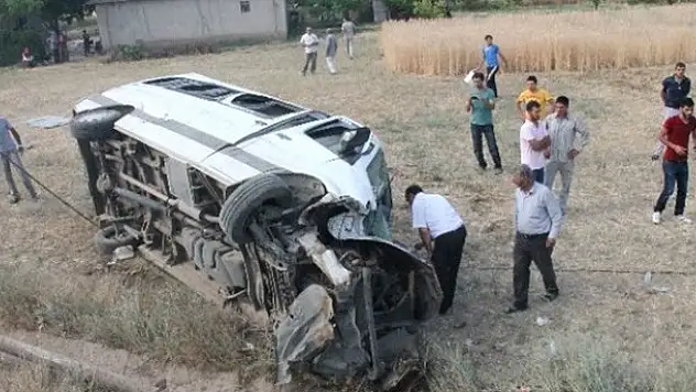 Elazığ'da trafik kazaları: 13 yaralı