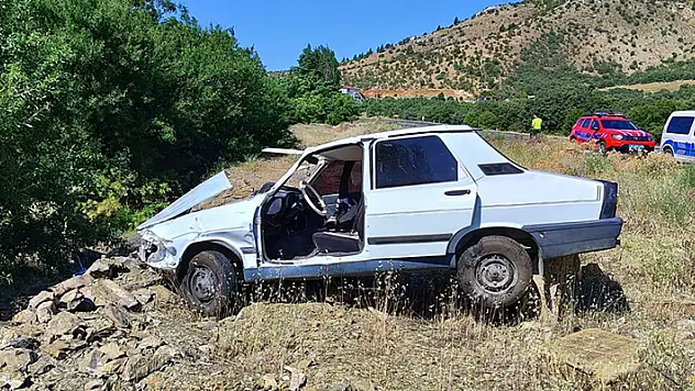 Elazığ'da takla atan otomobilin sürücüsü öldü
