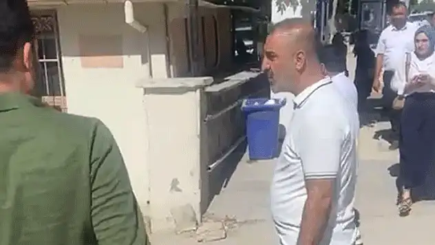Elazığ'da TYT'ye geç kalan öğrenciler belediyenin araçlarıyla salona yetiştirildi