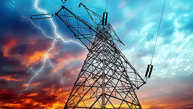 Elektriğe yüzde 5.75 zam geldi: İşte yeni tarifeler!