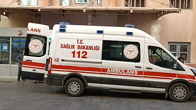 Elektrikle balık avlarken akıma kapılan kişi, öldü
