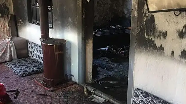 Elektrikli battaniyeden çıkan yangında 89 yaşındaki kadın hayatını kaybetti
