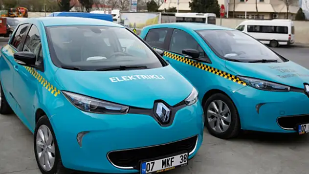 Elektrikli taksiler 15 Nisan'da yollarda