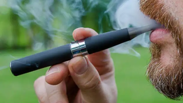 Elektronik sigara gençler için gizli tehdit olabilir