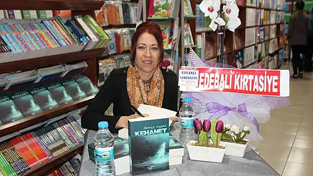Emekli eğitimci Deniz Uysal 'Kehanet' adlı kitabını tanıttı