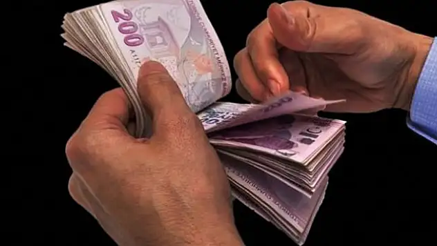 Emekli maaşı düşüyor mu?