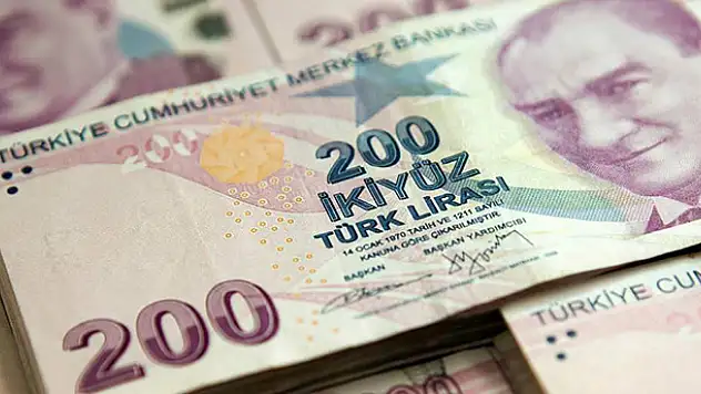 Emekli maaşlarına 3 zam birden geliyor!
