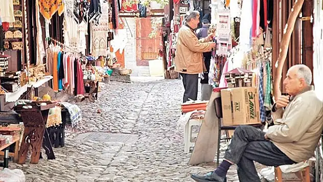 Emekli maaşlarındaki yüzde 10 kesinti kalktı