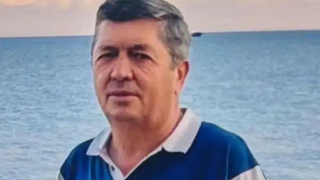 Emekli polis çatıdan düşerek hayatını kaybetti