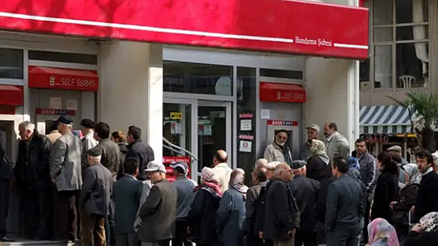 Emekli promosyonunda 16 banka tamam!