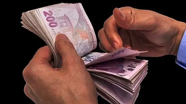 Emekli ve memura 4 zam geliyor!