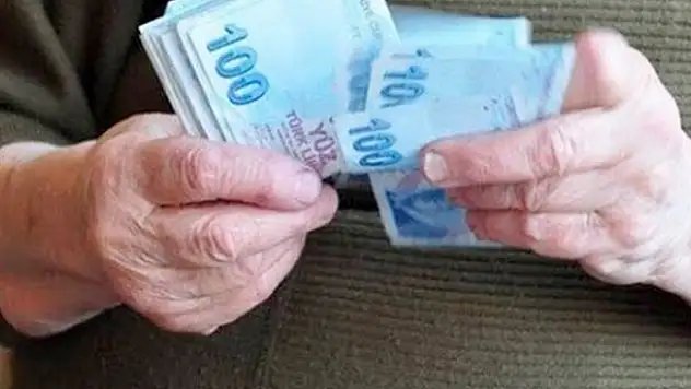Emekli ve memurun Ocak zammı kesinleşti! İşte en düşük ve en yüksek yeni maaşlar