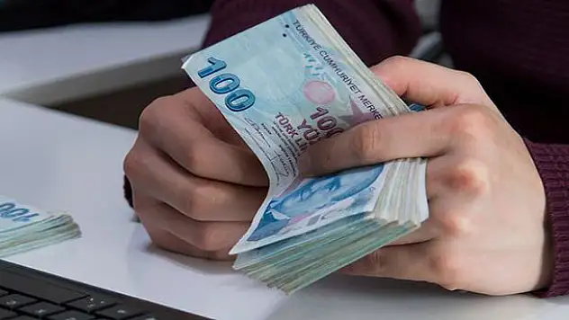 Emekli zammına asgari ücret ayarı