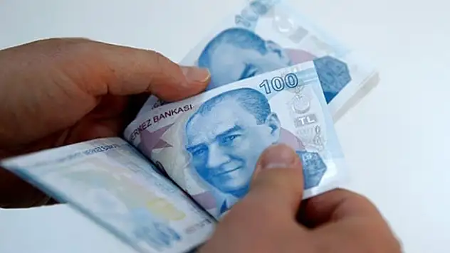 Emeklilere güzel haber! Yarın hesaplara yatıyor, kim ne kadar alacak?