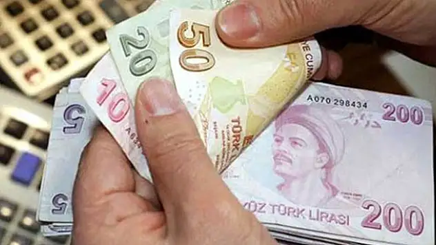 Emeklilere intibak müjdesi! 355 lira zam..