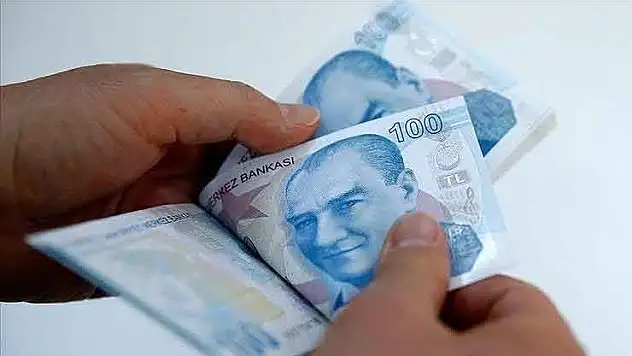 Emeklilerin aylıkları ve bayram ikramiyeleri bu tarihte yatırılacak