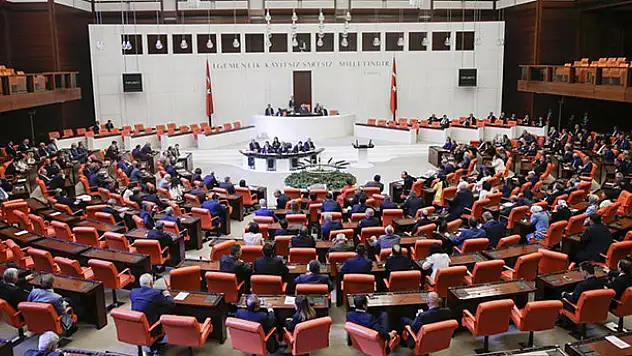 Emeklilikte yaşa takılanların gözü Mecliste