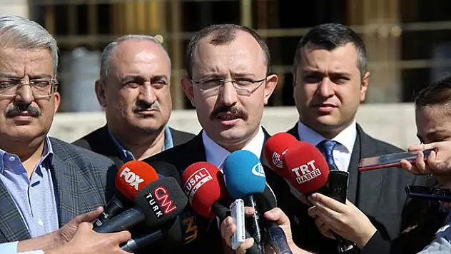 Emeklilikte yaşa takılanlarla ilgili önemli açıklama