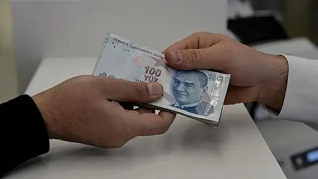 Emeklinin gözü bu haberde! 5 bin lira ne zaman ödenecek? İşte tarih... 