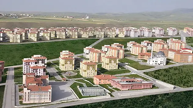 Emekliye 300 lira taksitle ev