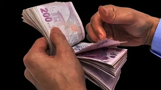 Emekliye 400 lira seyyanen zam