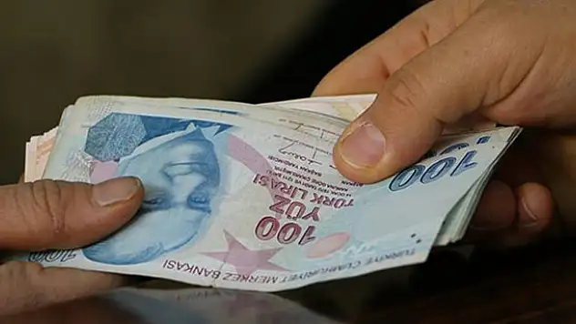 Emekliye ek ödemeye 230 lira zam