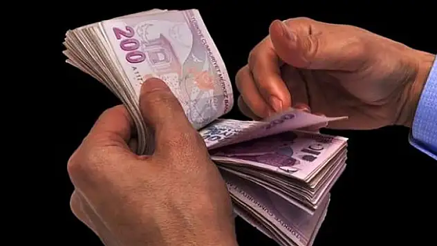 Emekliye yüzde 4 ek ödeme