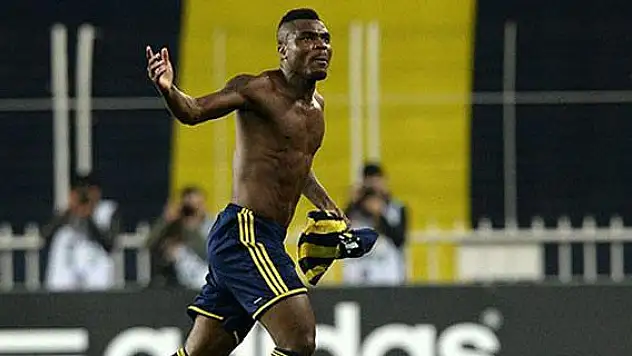 Emenike İstanbul'dan ayrıldı