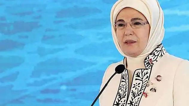 Emine Erdoğan'dan bayram mesajı: Her hanemiz bayram neşesiyle dolsun