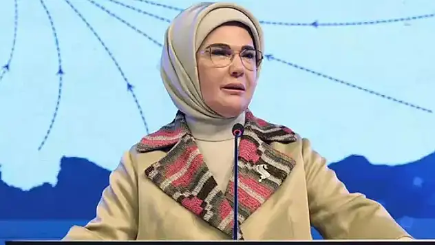 Emine Erdoğan'dan yeni yıl mesajı
